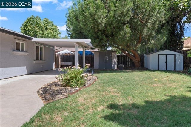 916 N Estates Dr, Brentwood, CA 94513