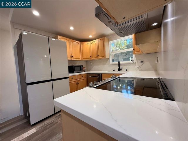 916 N Estates Dr, Brentwood, CA 94513