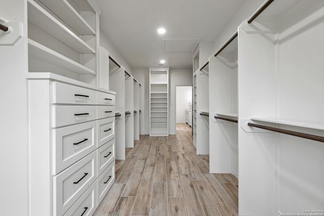 10024 lancaster, Iola, TX 77861