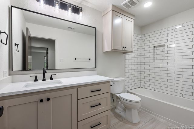 10024 lancaster, Iola, TX 77861