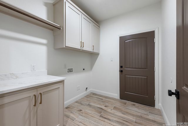 10024 lancaster, Iola, TX 77861