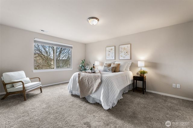 5465 Balustrade Boulevard SE, Lacey, WA 98513