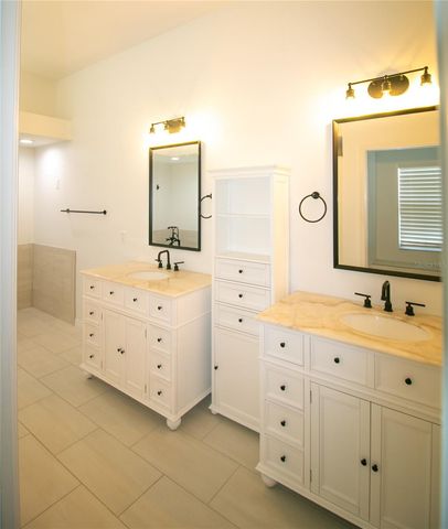 1966 WESTBOURNE DRIVE, Oviedo, FL 32765