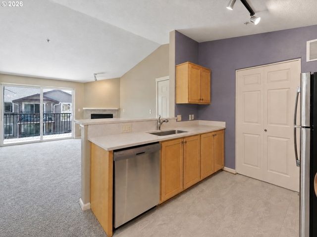 770 Nw 185TH Ave 304, Beaverton, OR 97006