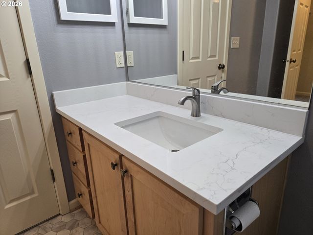 770 Nw 185TH Ave 304, Beaverton, OR 97006