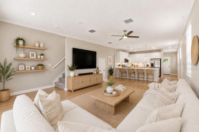2704 W GRAY STREET A, Tampa, FL 33609
