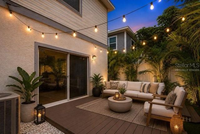 2704 W GRAY STREET A, Tampa, FL 33609