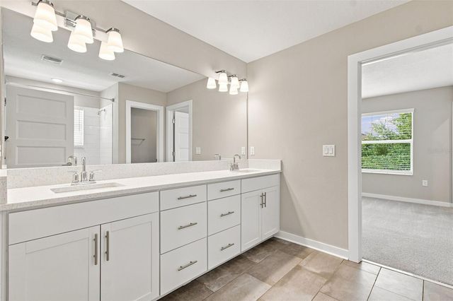 2704 W GRAY STREET A, Tampa, FL 33609