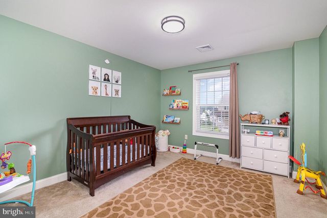 1736 HARALSON DR, Mechanicsburg, PA 17055