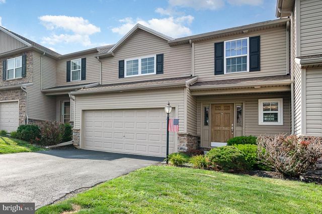 1736 HARALSON DR, Mechanicsburg, PA 17055