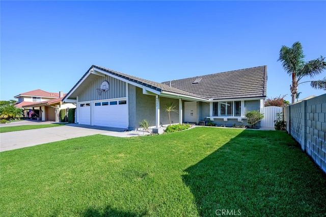 9532 Caithness, Huntington Beach, CA 92646