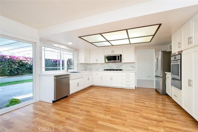 9532 Caithness, Huntington Beach, CA 92646
