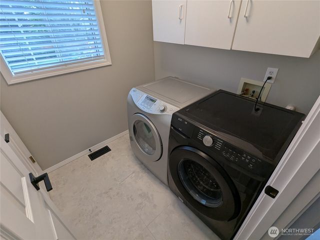 17604 Muirfield Court, Arlington, WA 98223