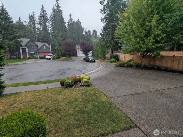 17604 Muirfield Court, Arlington, WA 98223
