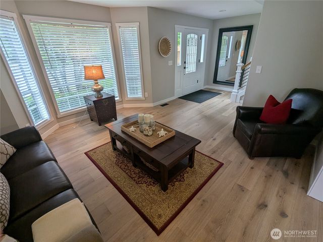 17604 Muirfield Court, Arlington, WA 98223