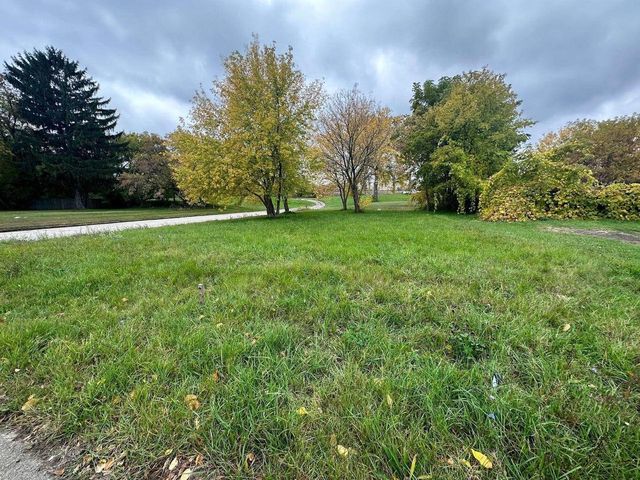 4622 10TH AVENUE, Kenosha, WI 53140