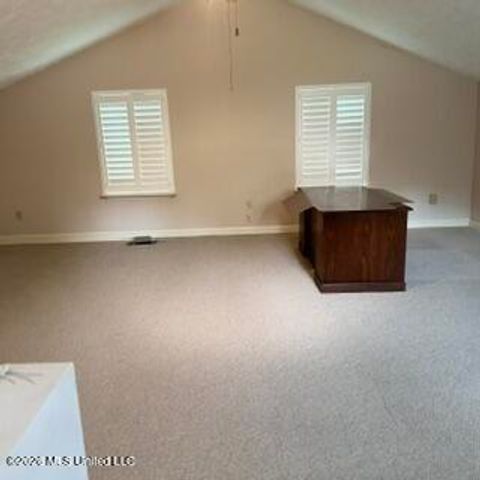 1670 Wilhurst Street, Jackson, MS 39211