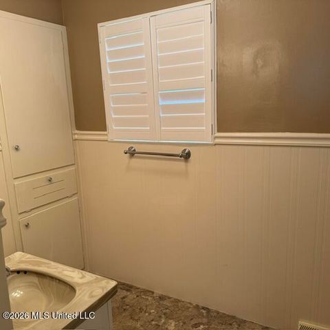 1670 Wilhurst Street, Jackson, MS 39211