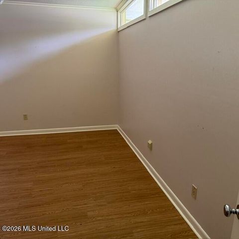 1670 Wilhurst Street, Jackson, MS 39211