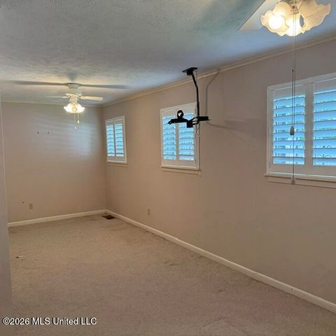 1670 Wilhurst Street, Jackson, MS 39211