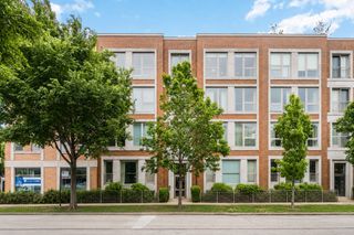 2755 N Lakewood Avenue 4S, Chicago, IL 60614
