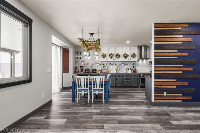 7066 Shimmering Avenue, Henderson, NV 89011