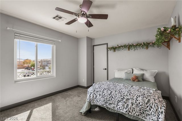 7066 Shimmering Avenue, Henderson, NV 89011