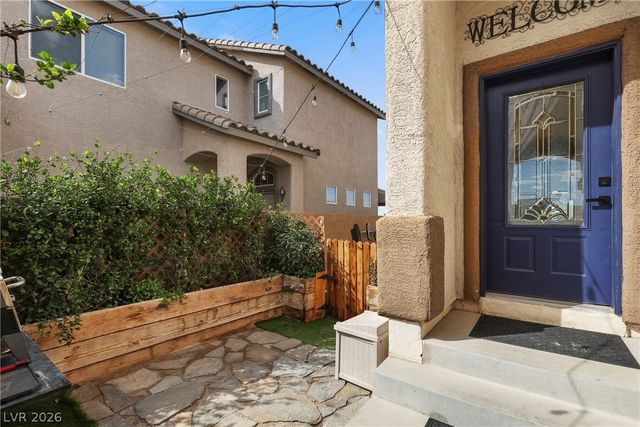 7066 Shimmering Avenue, Henderson, NV 89011