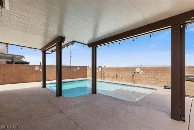7066 Shimmering Avenue, Henderson, NV 89011