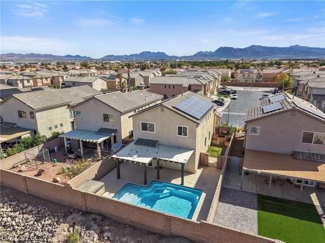 7066 Shimmering Avenue, Henderson, NV 89011