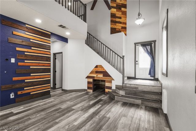 7066 Shimmering Avenue, Henderson, NV 89011