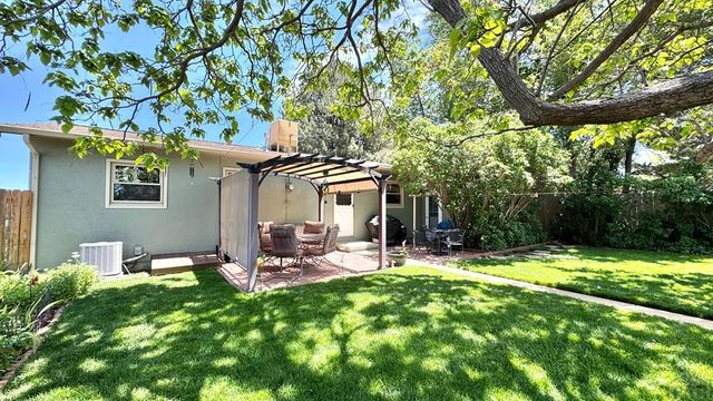 1809 Garwood Dr, Pueblo, CO 81005