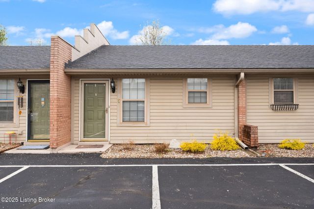 708 Victoria Ct, New Albany, IN 47150