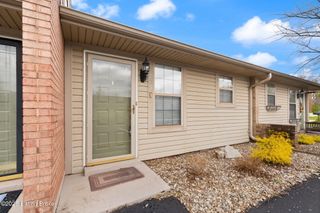 708 Victoria Ct, New Albany, IN 47150