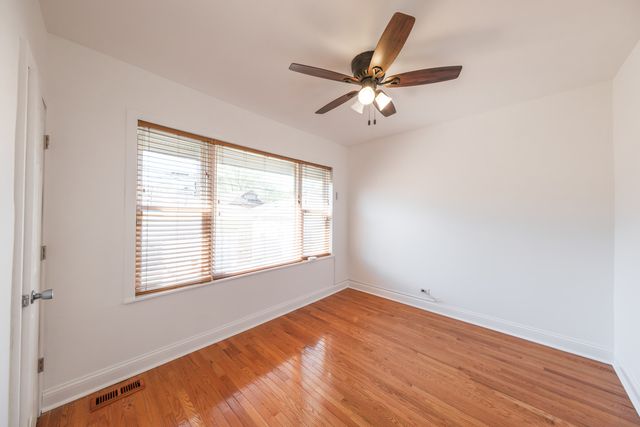 7612 S Honore Street, Chicago, IL 60620