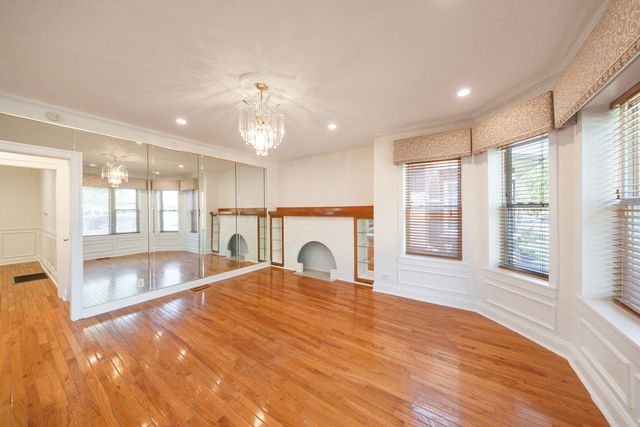 7612 S Honore Street, Chicago, IL 60620