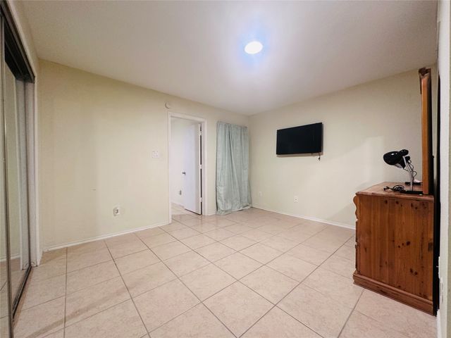 9827 Walnut Street 113, Dallas, TX 75243