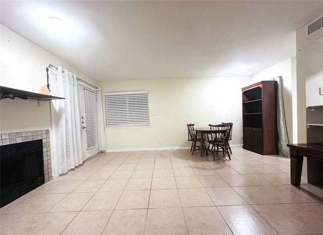 9827 Walnut Street 113, Dallas, TX 75243