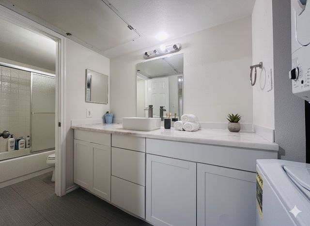 9827 Walnut Street 113, Dallas, TX 75243