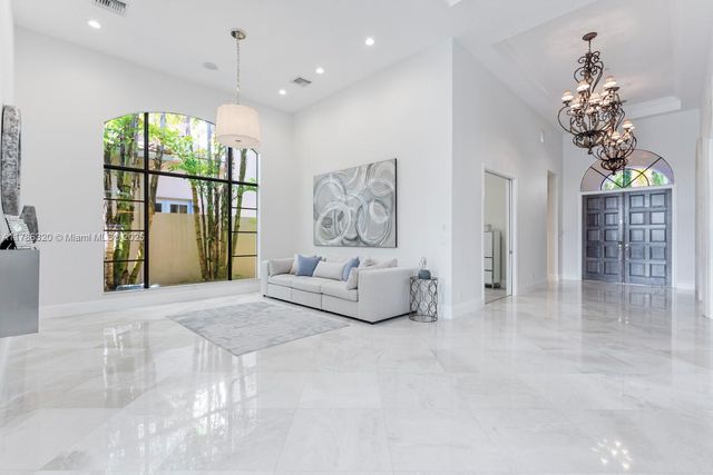 17937 Villa Club Way, Boca Raton, FL 33496