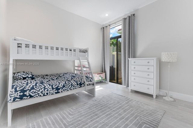 17937 Villa Club Way, Boca Raton, FL 33496