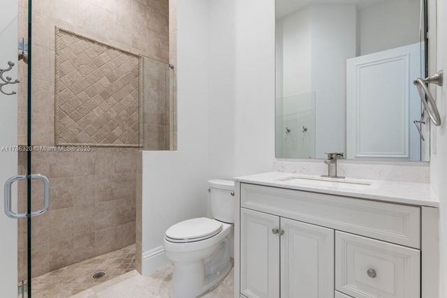 17937 Villa Club Way, Boca Raton, FL 33496