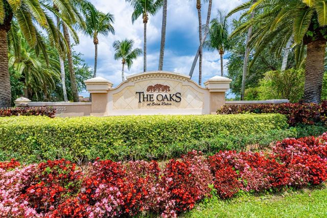 17937 Villa Club Way, Boca Raton, FL 33496