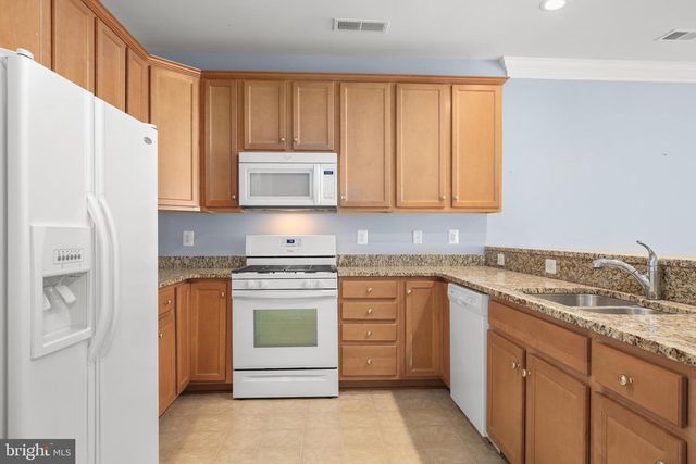 163 CASTLE HILL DR, Fredericksburg, VA 22406