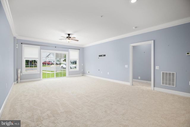 163 CASTLE HILL DR, Fredericksburg, VA 22406