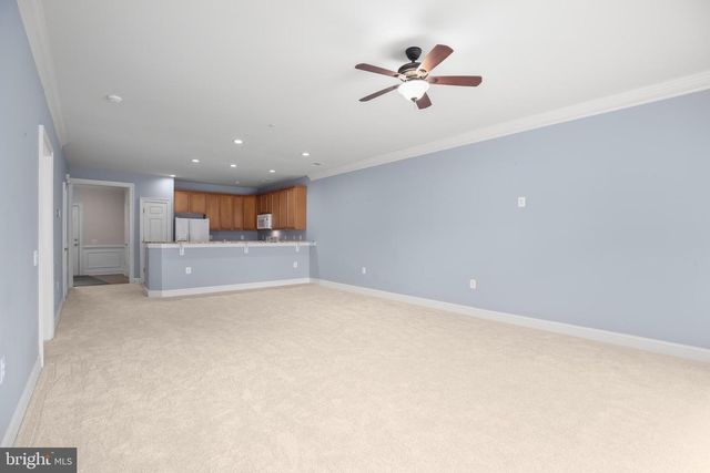 163 CASTLE HILL DR, Fredericksburg, VA 22406