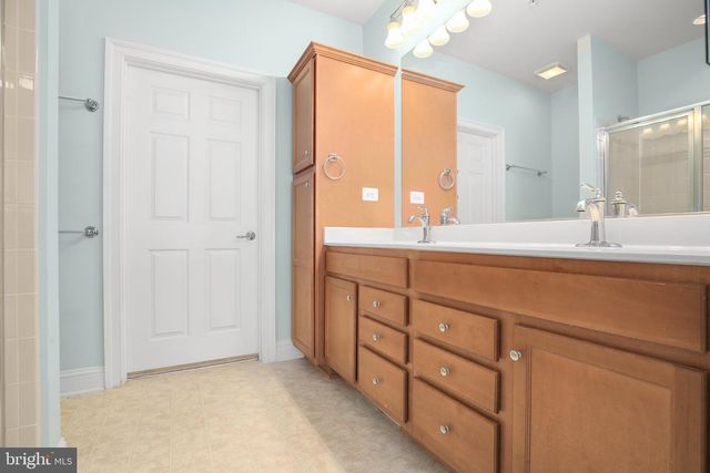 163 CASTLE HILL DR, Fredericksburg, VA 22406