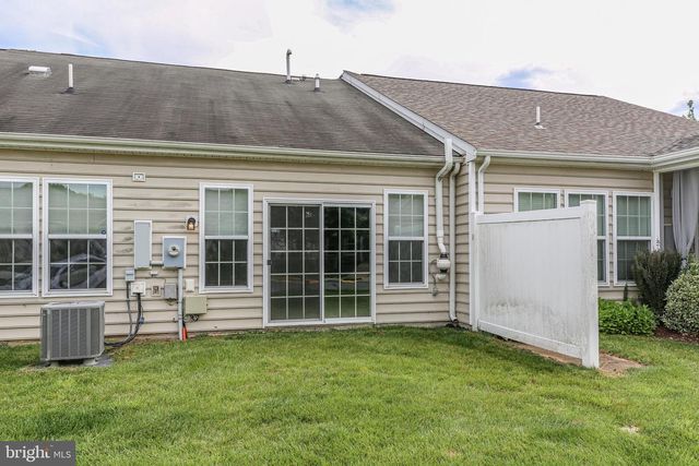 163 CASTLE HILL DR, Fredericksburg, VA 22406