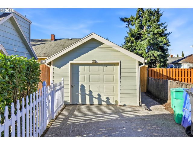 4521 Se 58TH Ave, Portland, OR 97206