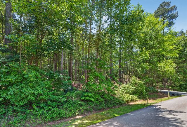 106 Moonlight Drive, Fair Play, SC 29643